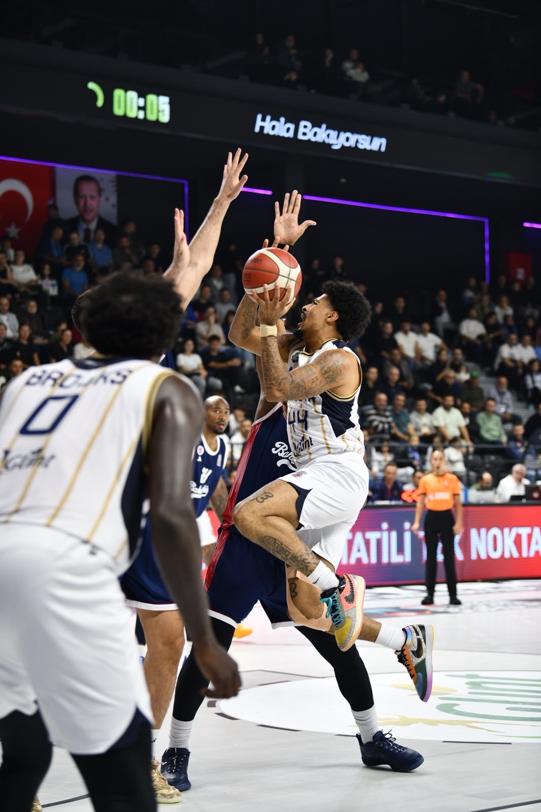 Çayırova’da kazanan Bahçeşehir Koleji oldu