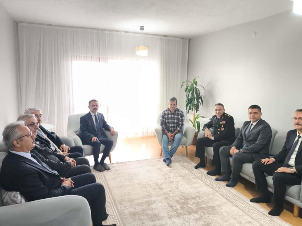 Vali Aktaş Çayırova’da Ziyaret ve İncelemelerde Bulundu