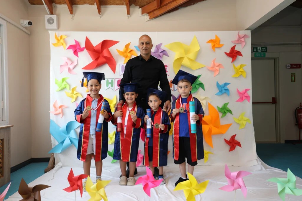 Minik öğrencilerin karne heyecanı! - 4. görsel