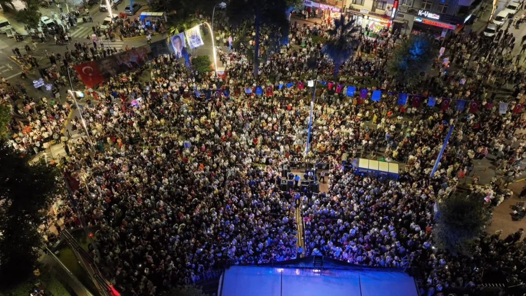 Ekin Uzunlar Değirmendere’yi coşturdu