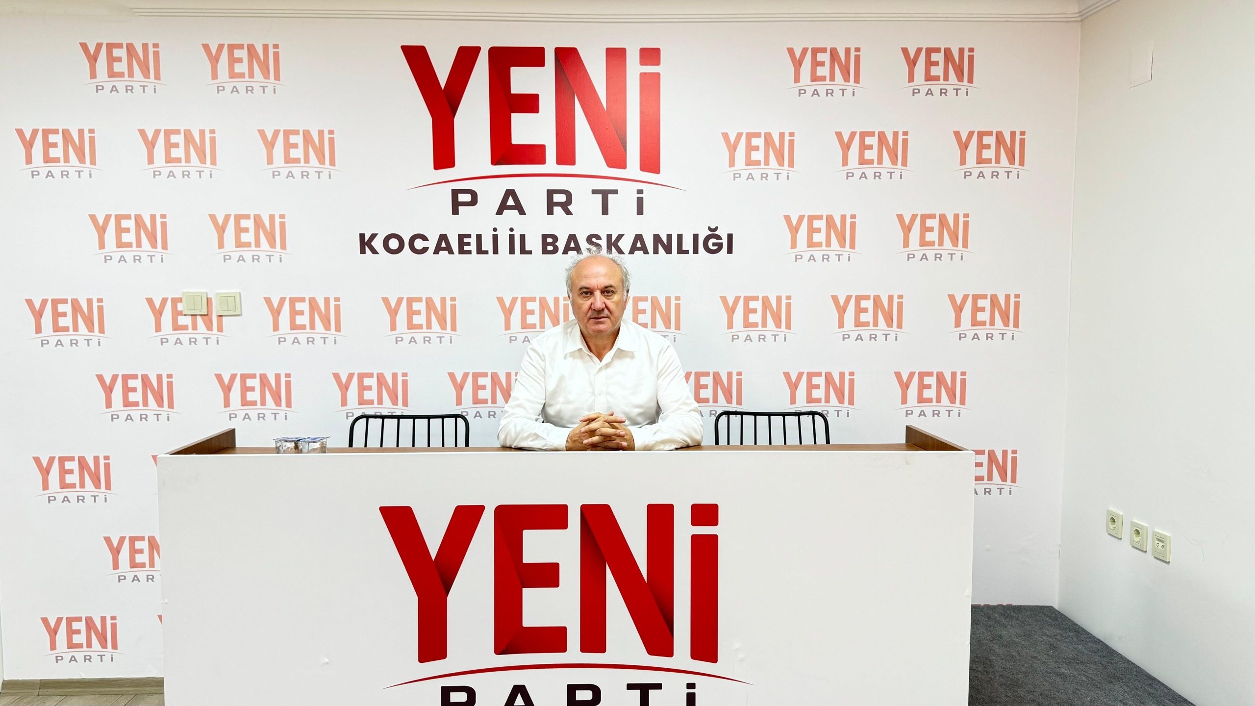 ”Halk Sandığı Bekliyor”