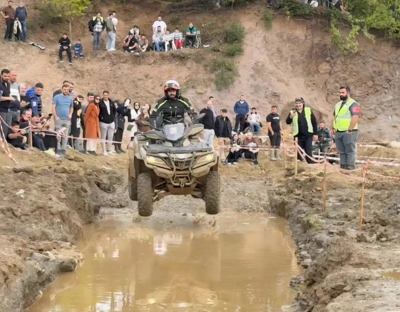 Gölcük’te ATV Tutkunlarından Nefes Kesen Mücadele!