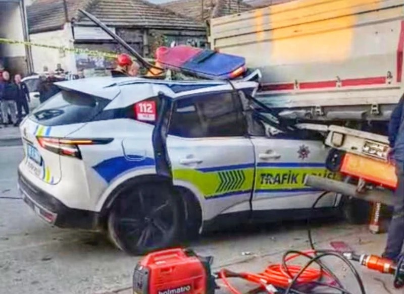 Alaşehir’de Trafik Kazası: 1 Polis Şehit!