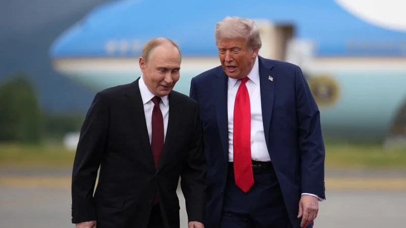 Trump ve Putin’in Gizli Telefon Görüşmesi İfşa Edildi!