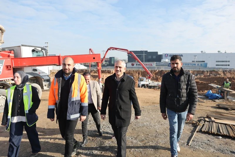 Çayırova’nın Yeni Meslek Lisesinde Temel Atılıyor!