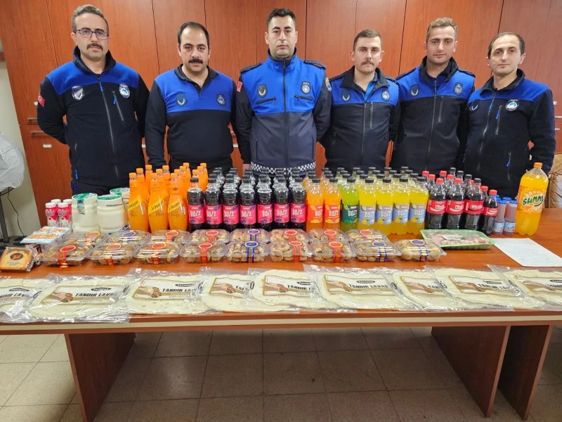 Gölcük’te Zabıta Tarihi Geçmiş Ürünlere El Koydu!