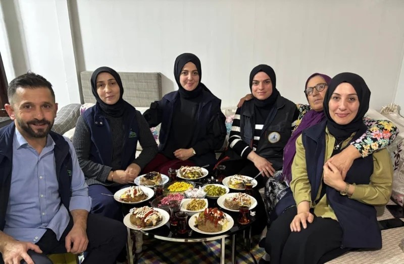 Kartepe’de Büyüklerin Yalnızlığına Dokunan Proje!