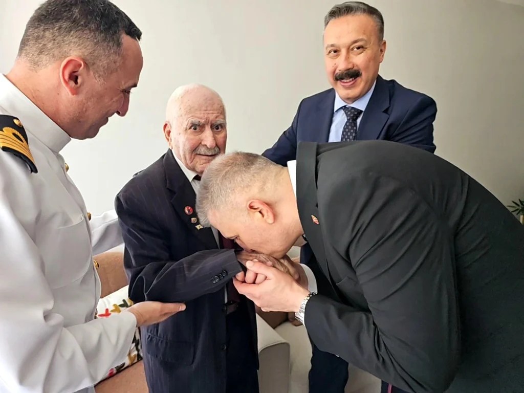 Gölcük Kent Bayramlaşması’nda yoğun katılım