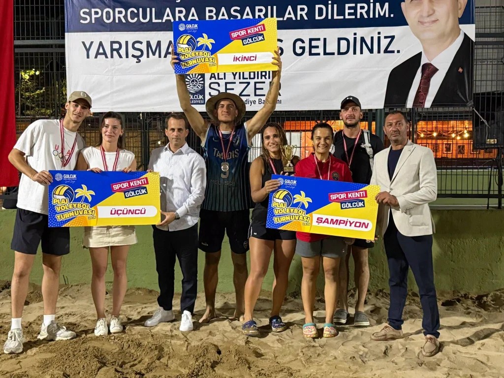 Gölcük'te Plaj Voleybolu Turnuvası Sona Erdi - 4. görsel