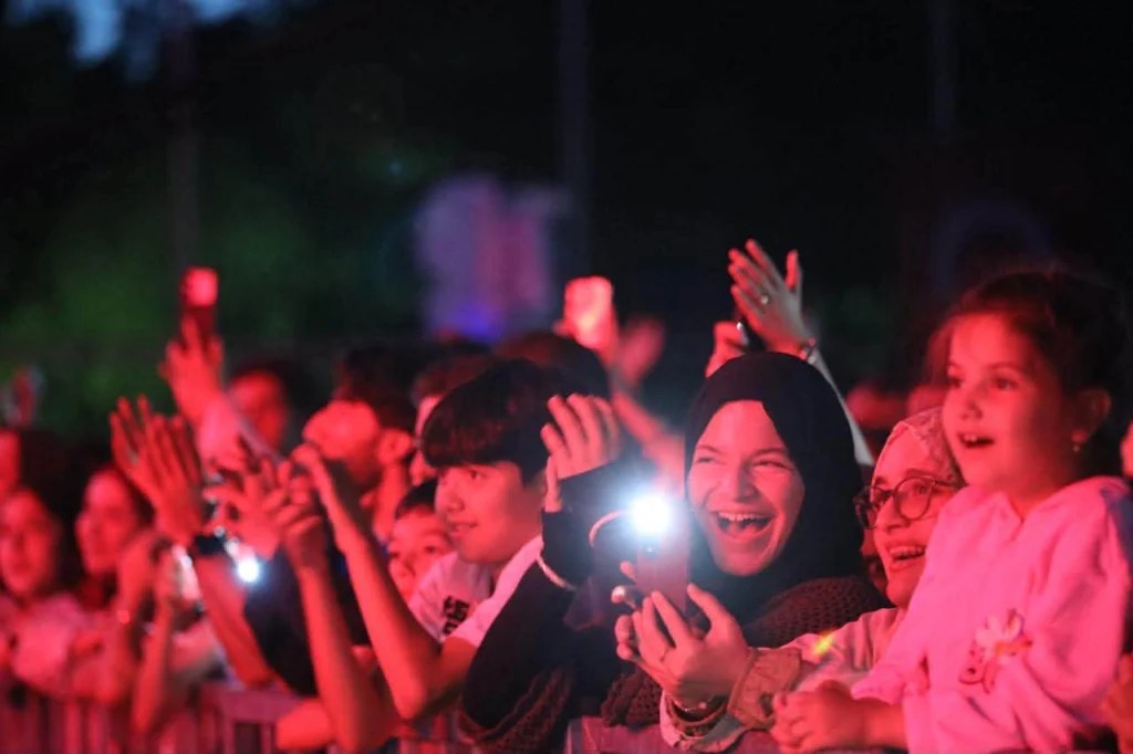 Altın Kiraz Festivali Emre Fel konseriyle sona erdi - 5. görsel
