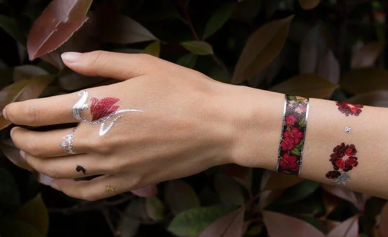 Faux Tatouage Colliers Cou Bracelet Rouge Oiseau Kolawi