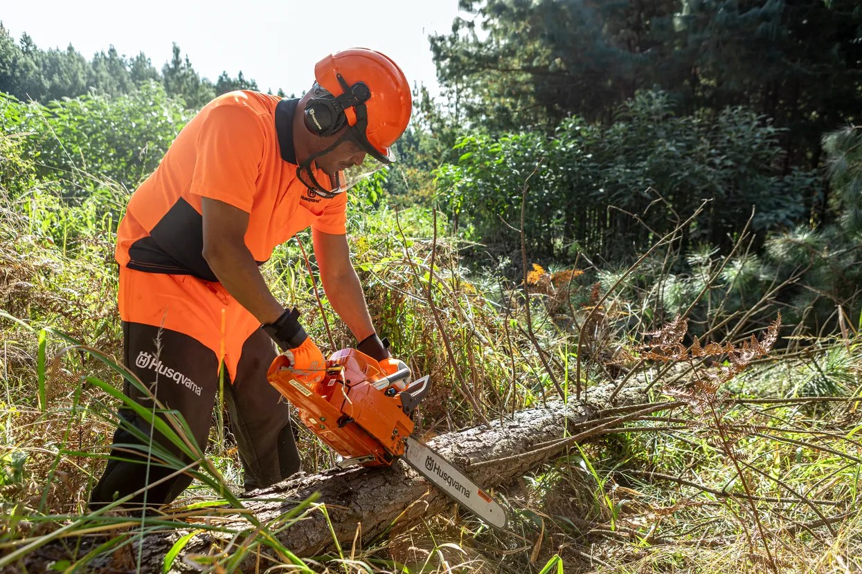 Motosierra Husqvarna 272 XP barra 28" paso 3/8"