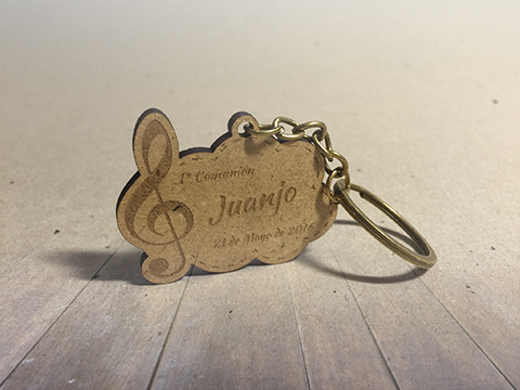 Llaveros Personalizados En Madera Con El Diseno Y Forma Deseado Kortenstudio