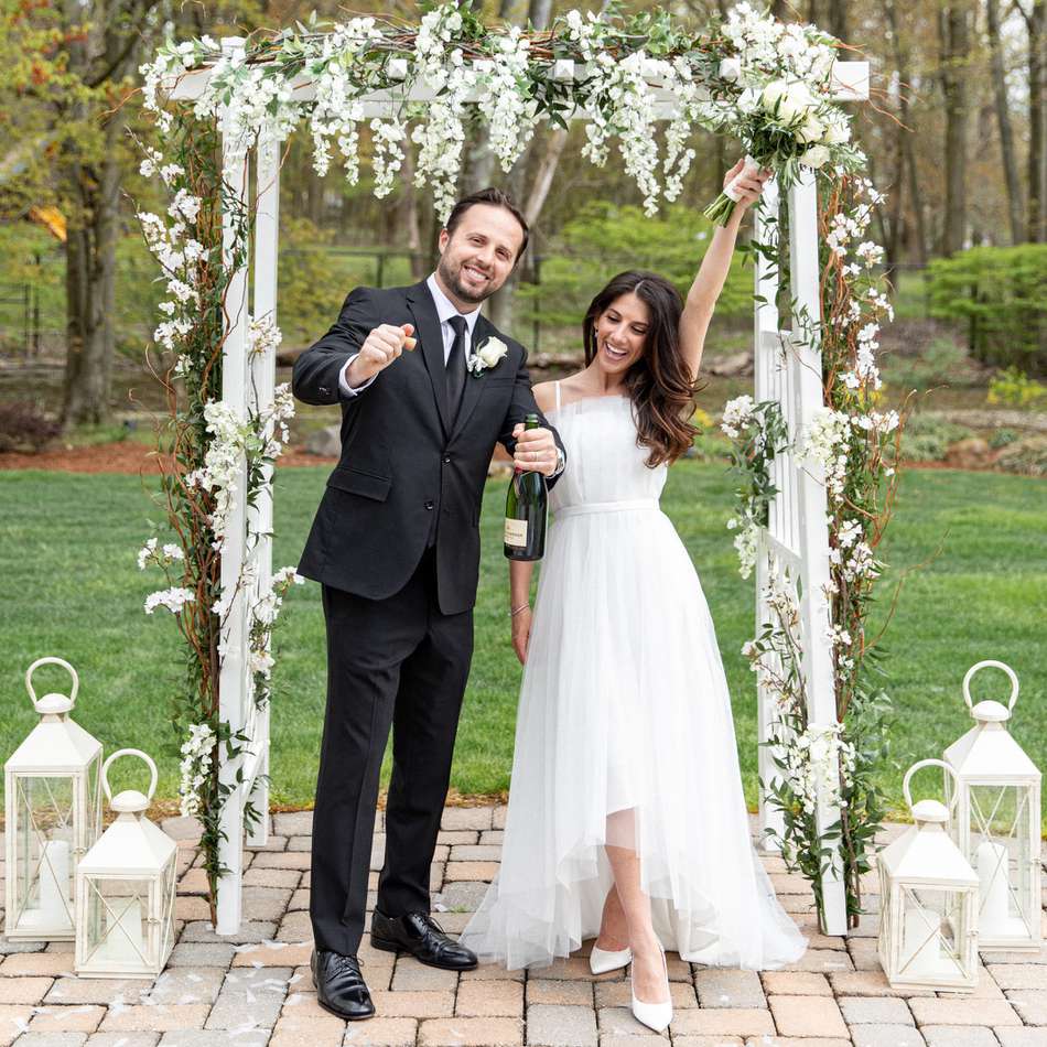 How to throw a virtual wedding