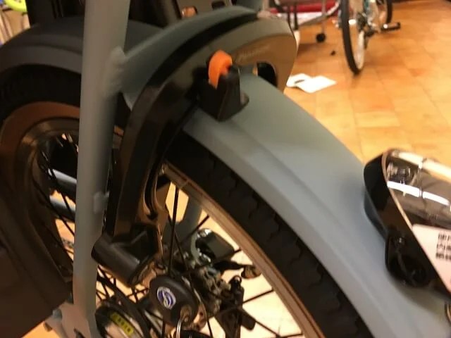 3人乗り子供乗せ電動アシスト自転車パナソニック「ギュットアニーズDX」