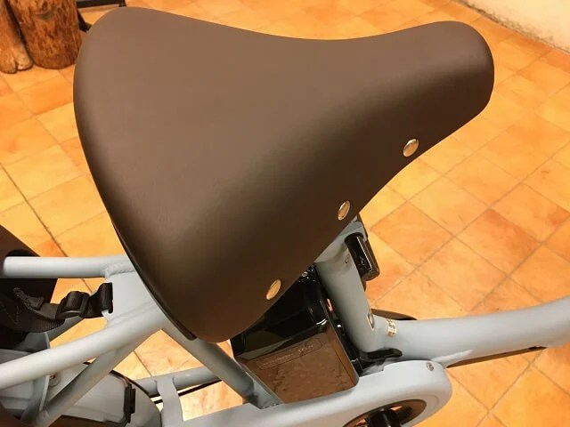 3人乗り子供乗せ電動アシスト自転車パナソニック「ギュットアニーズDX」