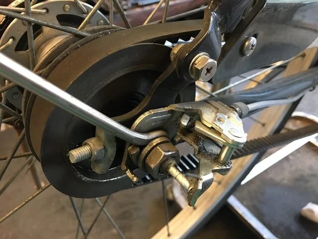 内装3段付ベルトドライブ自転車の後輪タイヤチューブ交換方法「前編