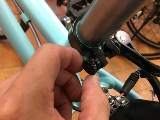 子供用自転車サドル高さ調整「正しいクイックレバー使い方」
