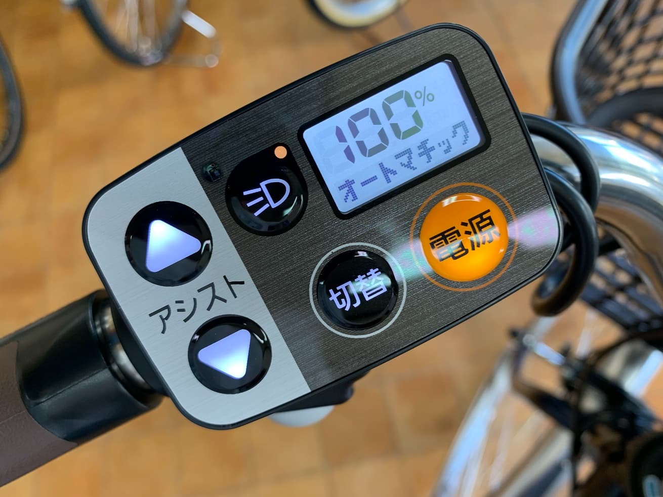 新常識】電動アシストは“押す時代”へ！パナソニック「ビビ・L押し歩き