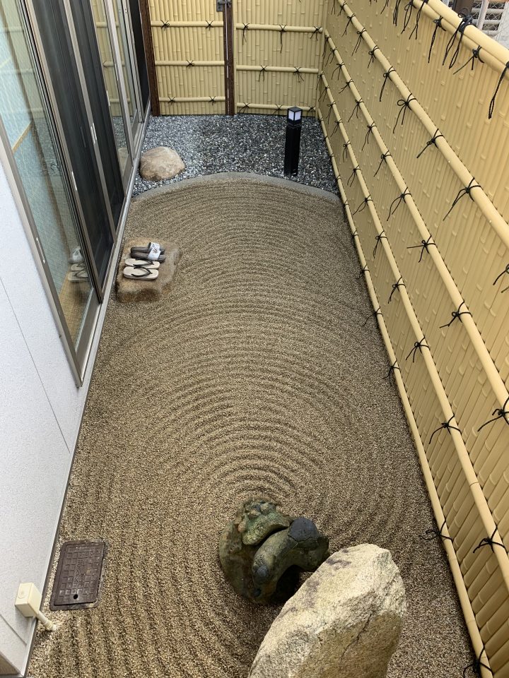 こういくや　お庭に風景を描く会社です