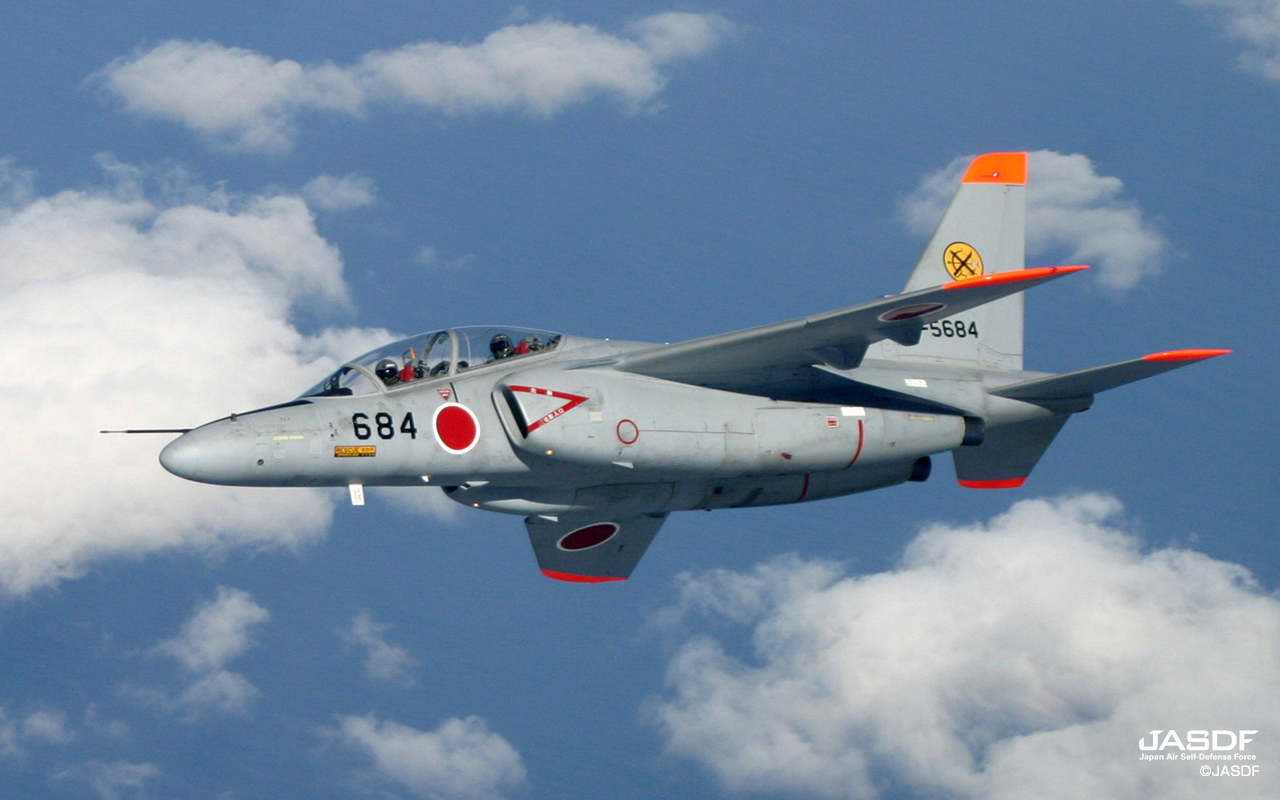 自衛隊機（T-4）航空ショー開催決定！！ | 【公式】こうのす花火大会