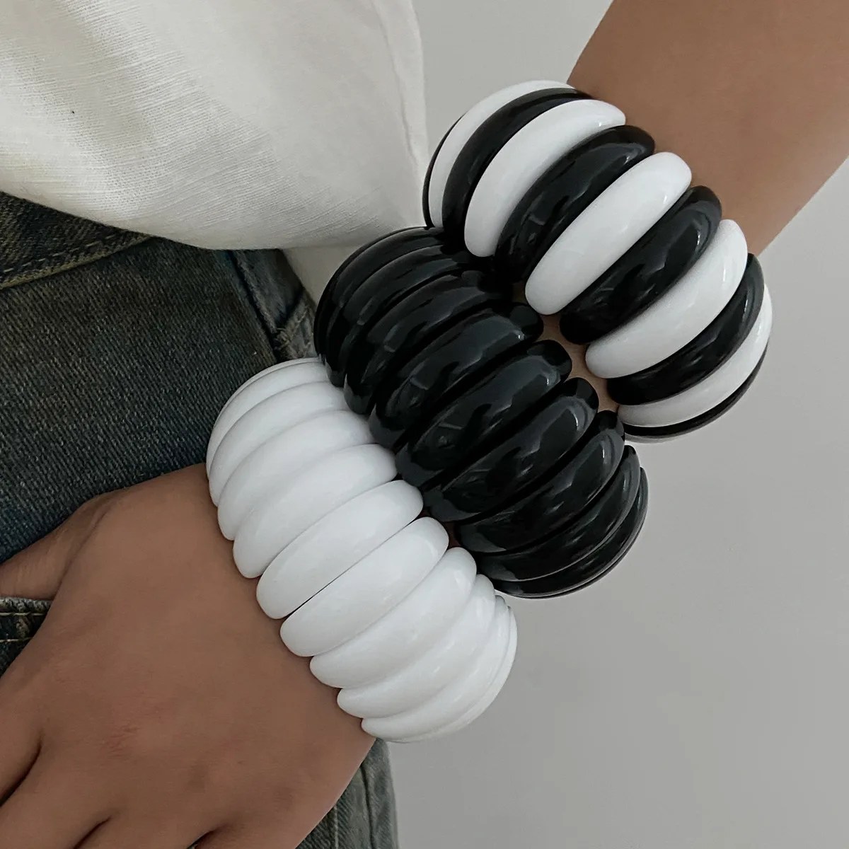 DIAZI Exaggerated Vintage Punk Geometric Elastic Rope Bangles Jewelry Fashion Black White Resin Bangles Bracelets For Women Men 1