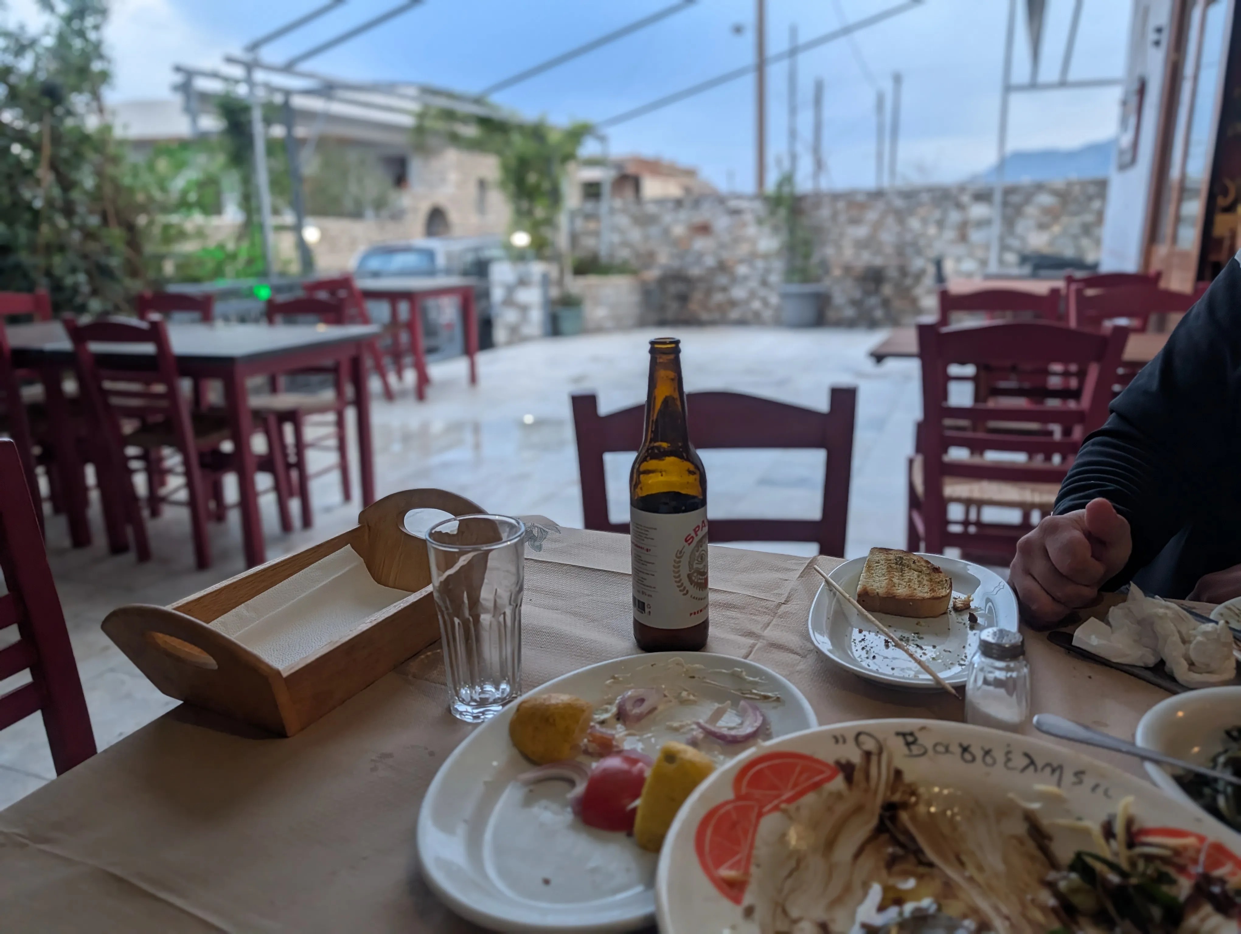 Vaggelis Taverna 2