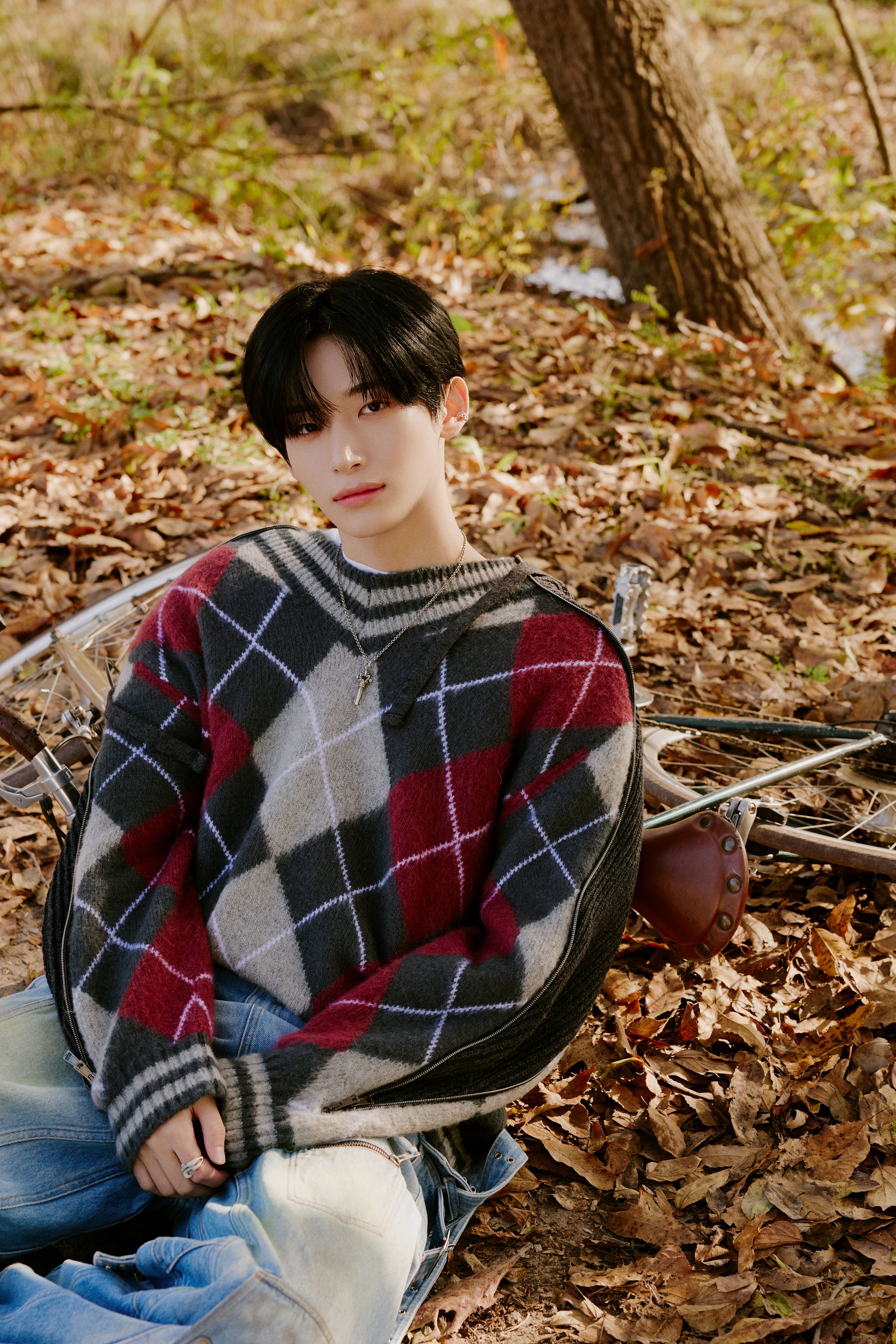 アイドル CRAVITY JUNGMO CRAVITY Jungmo Suffers Injury, To Perform Seated in Upcoming