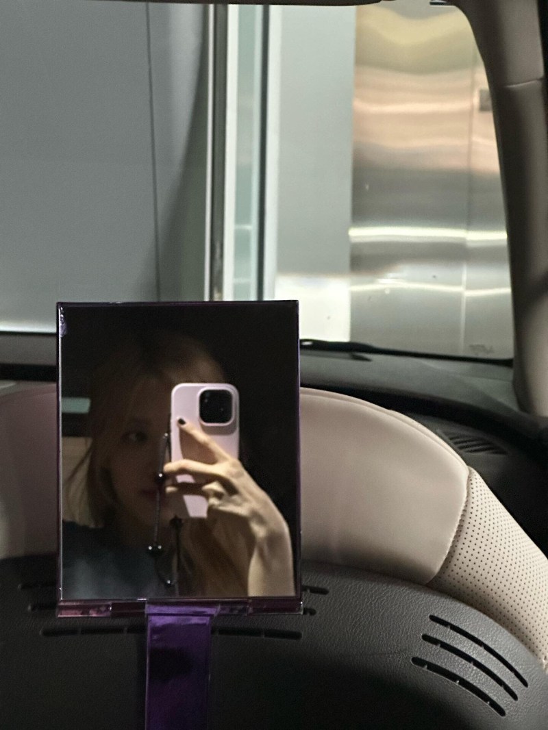 Royalrose Studios Threads - Amazing Geometric Art - 8K