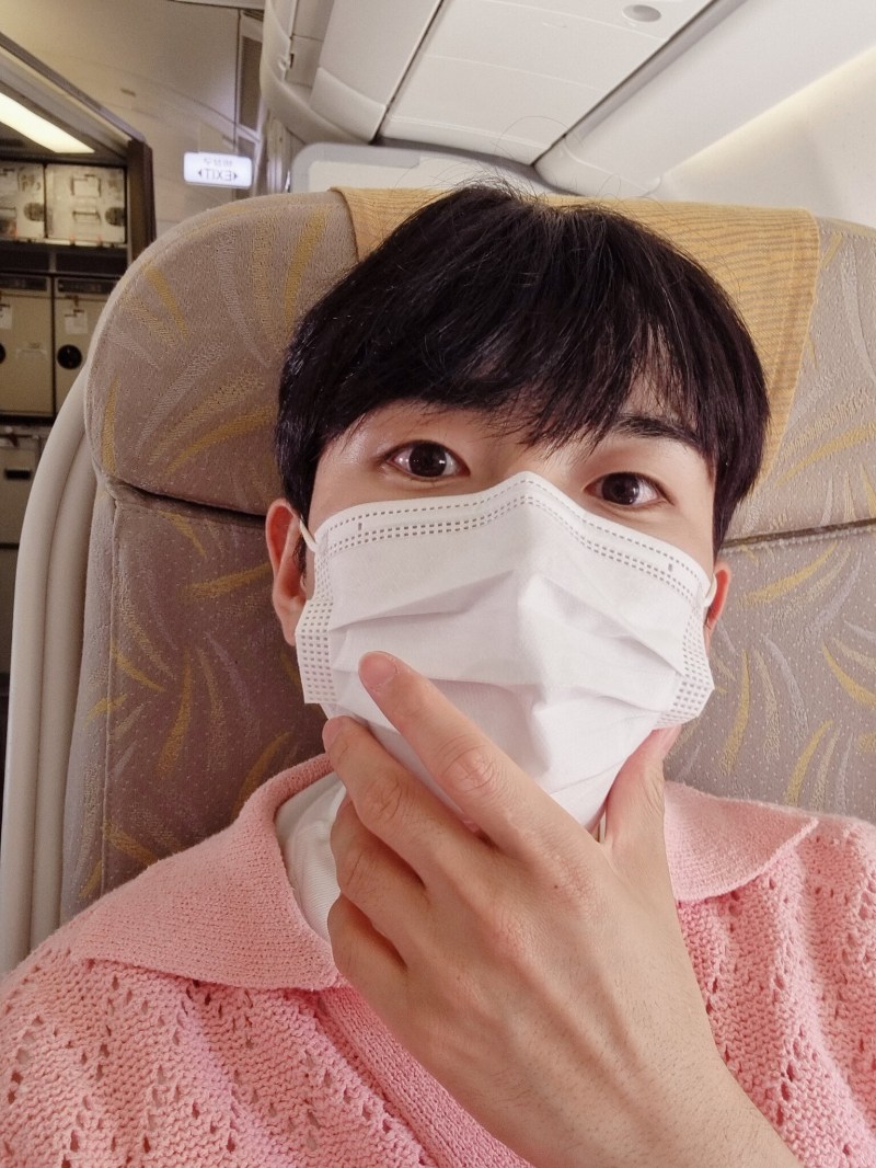 220902 Ryeowook Twitter Update Kpopping - Stunning Geometric Picture - Desktop