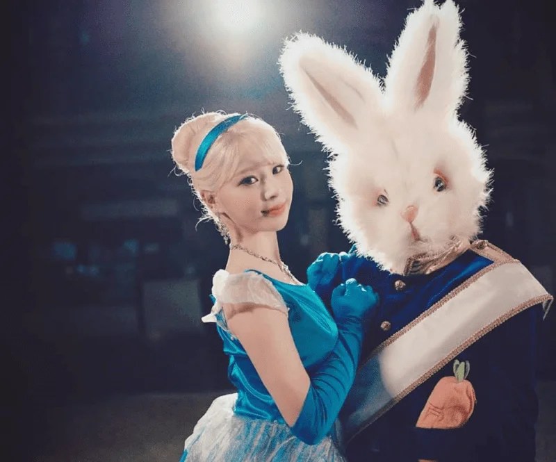 She left the group on june 28, 2020, due to a panic disorder. PinkFantasy SHY Members Profile (Updated!)