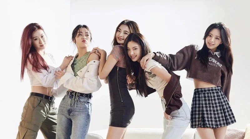 Yeji, lia, ryujin, chaeryeong and yuna. Most Popular Song When Each Itzy Member Was Born Updated