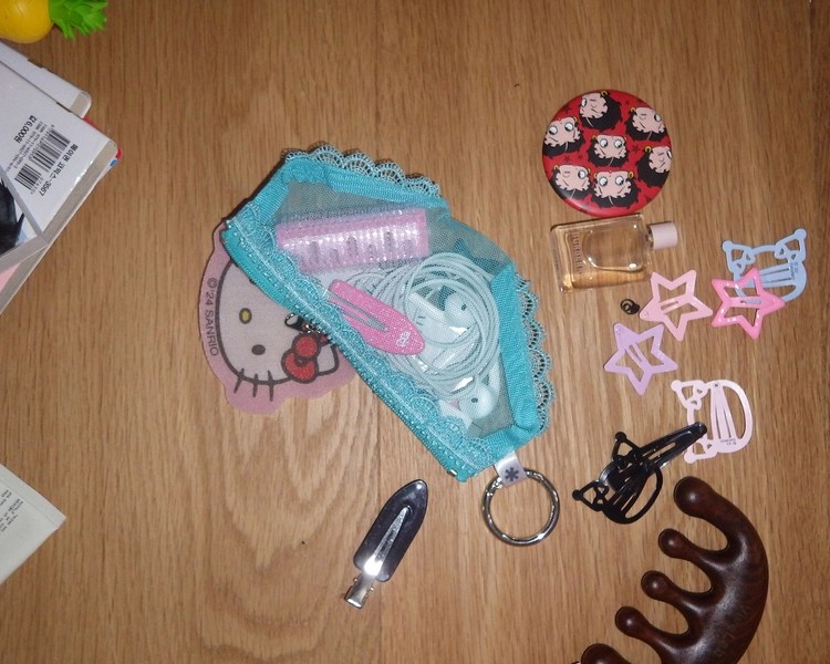 *8/7 예약발송* Cheeky pouch [Mint]