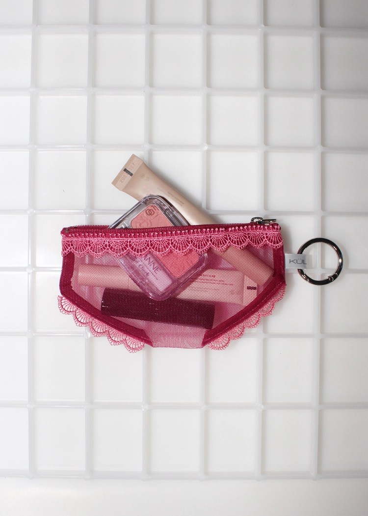 Cheeky pouch [Cherry pink]