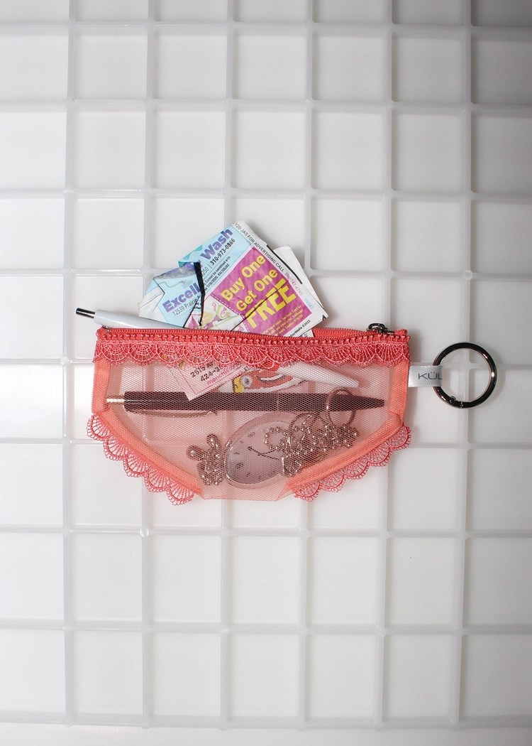 Cheeky pouch [Guava]