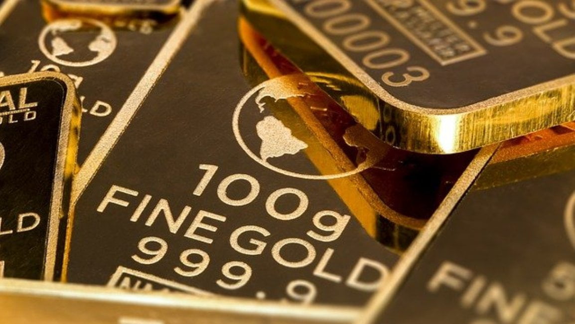 gold-i.jpg