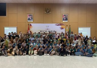 REUNI AKBAR