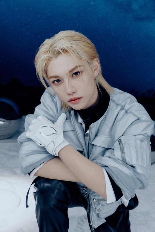 STRAY KIDS: FELIX makes a donation to UNICEF for the children of