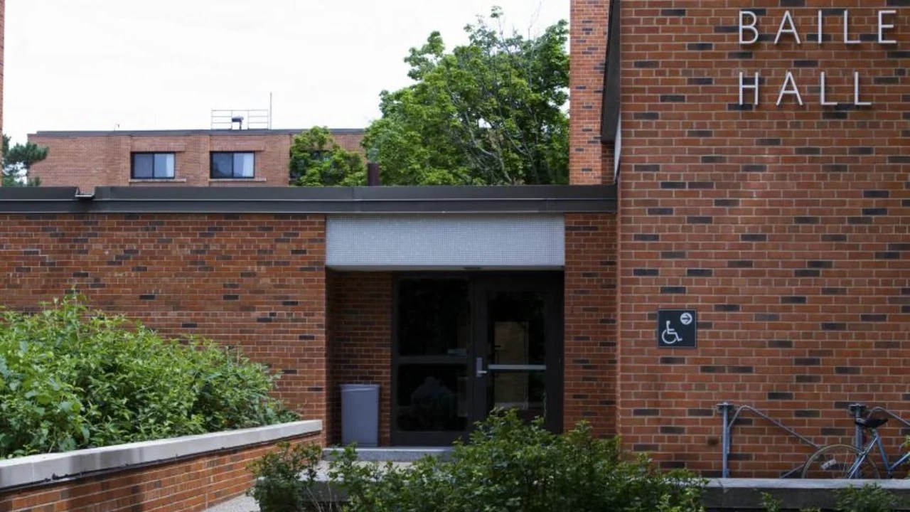 University of Minnesota's Bailey Hall Closure: What's Next for St. Paul Campus? (2026)