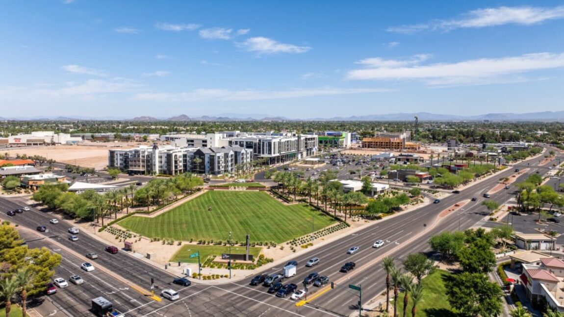 Lululemon Opens at Phoenix's PV Development: A Retail & Lifestyle Destination (2026)