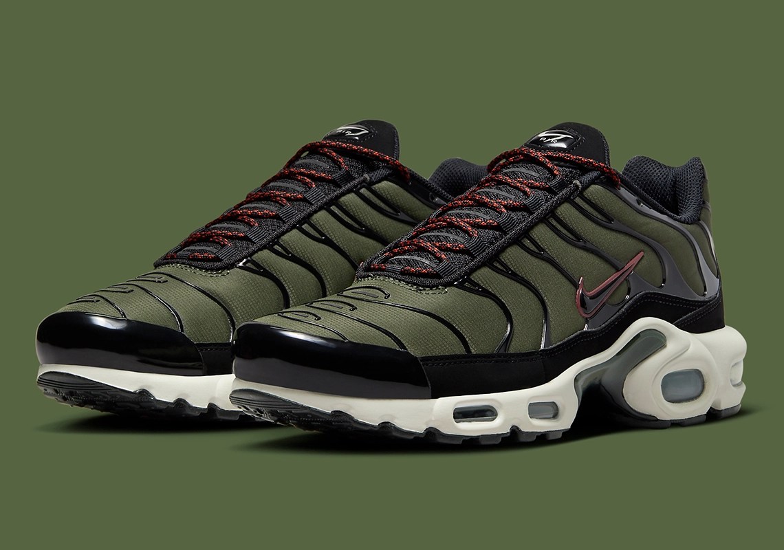 Nike Air Max Plus