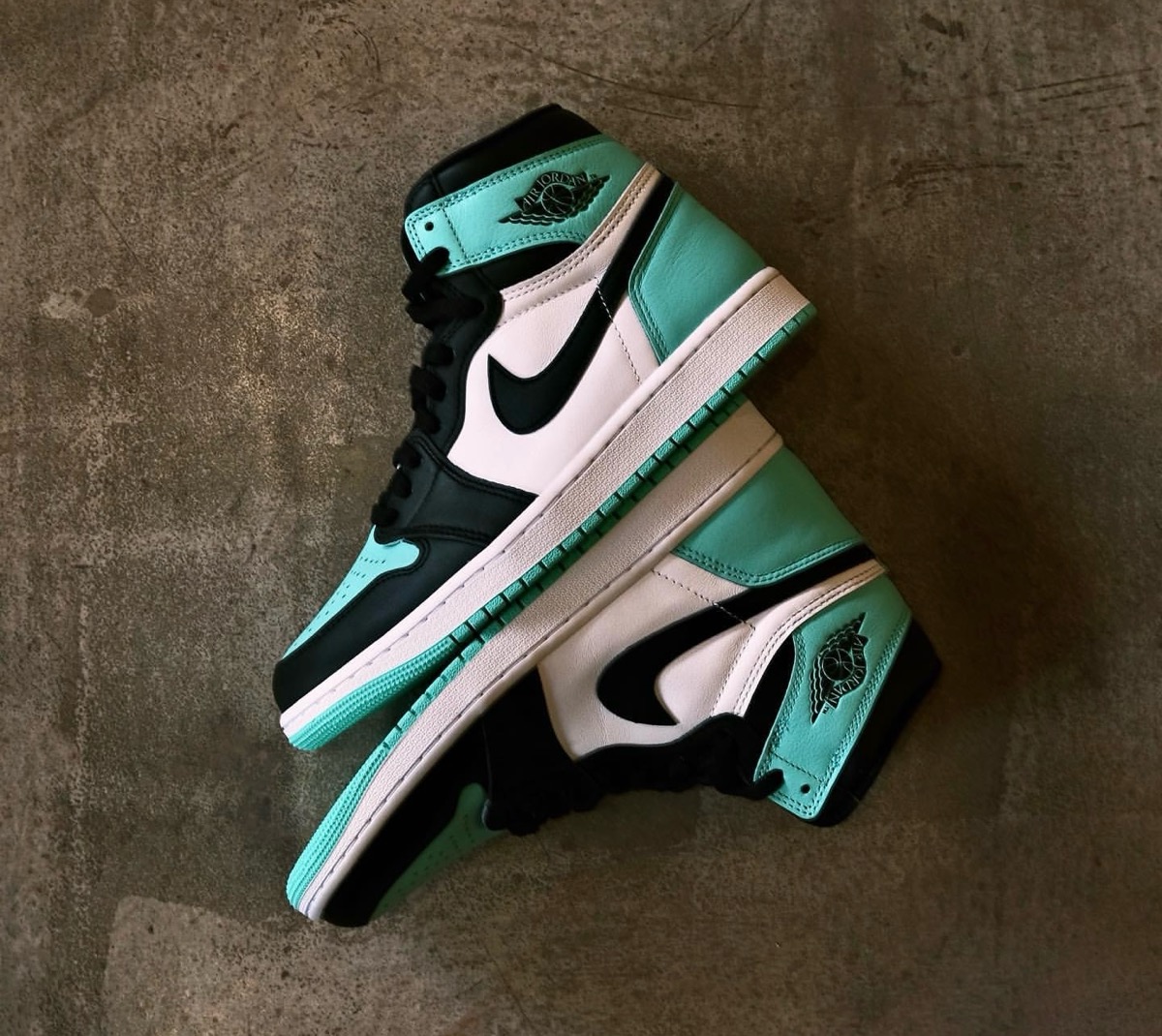 海外4月20日発売｜Nike Air Jordan 1 Retro High OG “Green Glow”（ナイキ エアジョーダン 1 レトロ ロー OG “シャドウ”）販売/定価/店舗情報