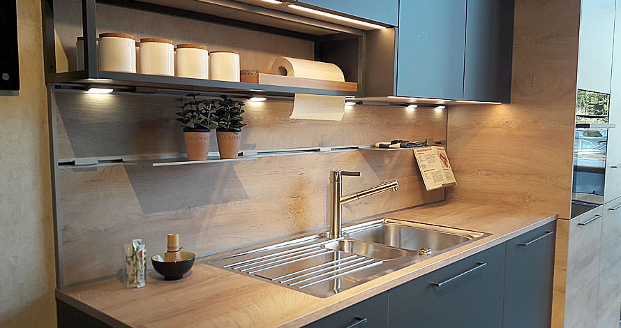 Barbie Kuche Plus Puppen