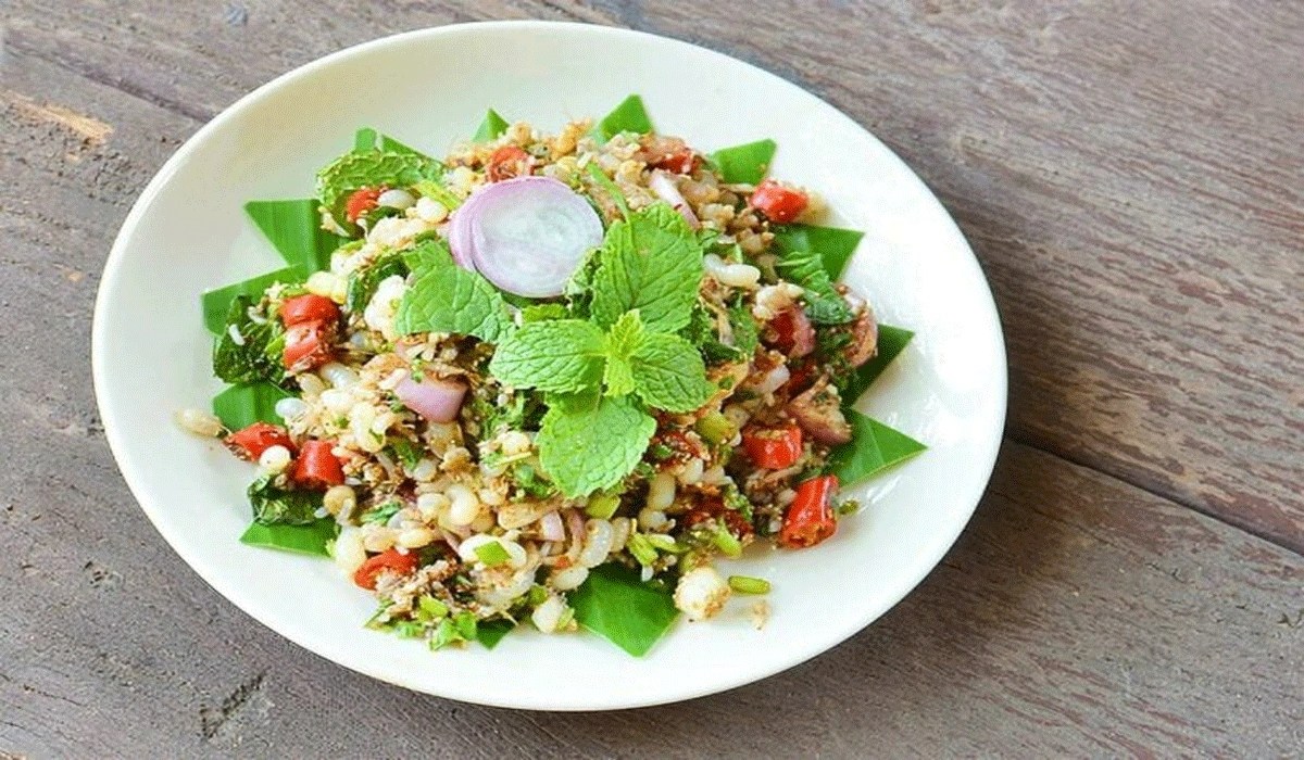 Larb Mote Daeng: Kuliner Unik Thailand Dari Semut Merah Yang Mendunia