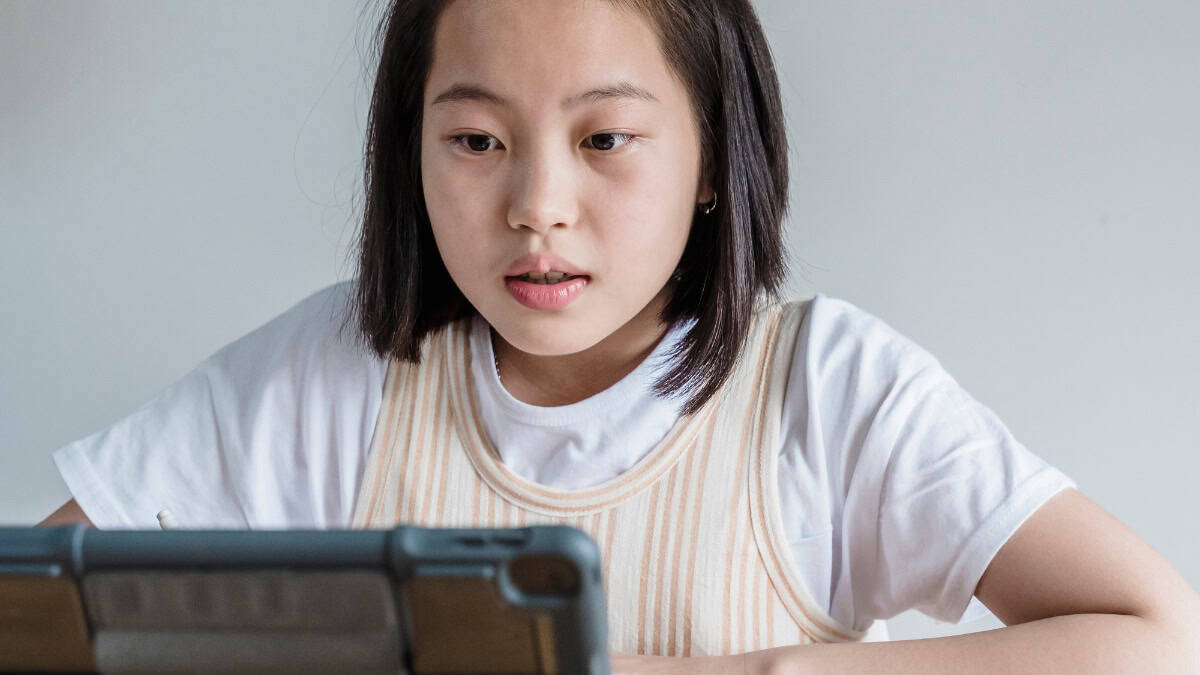 How Hybrid Learning Helps Children Stay on Track No Matter What