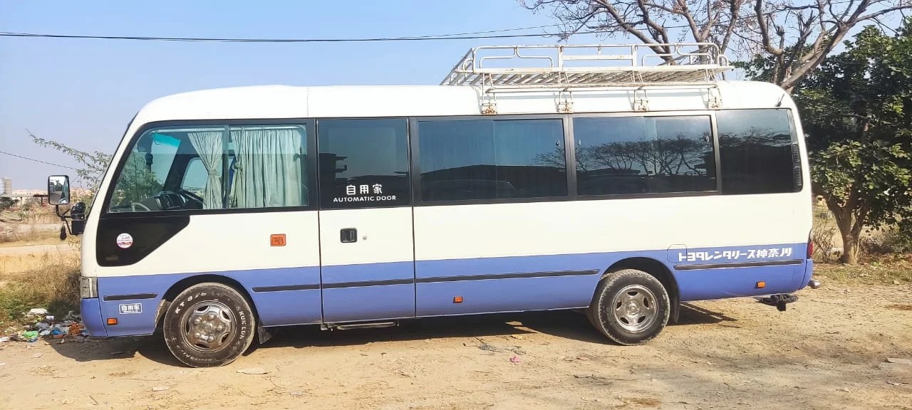 Coaster Bus for Rent in Peshawar | 4C Coaster on Daily Basis for Tours & Events - 12