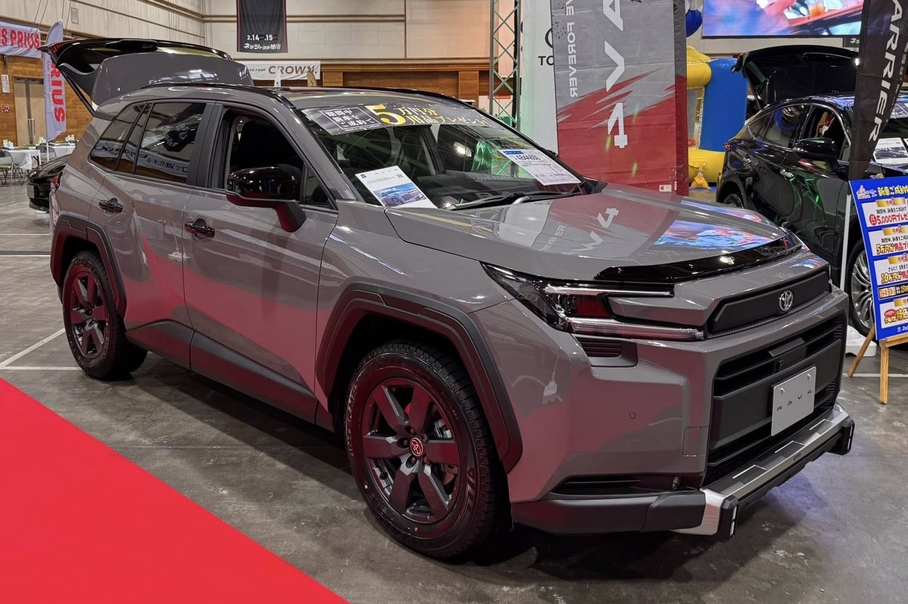 東京じゃオーダーストップの新型RAV4、旭川なら5月くらいに納車出来る