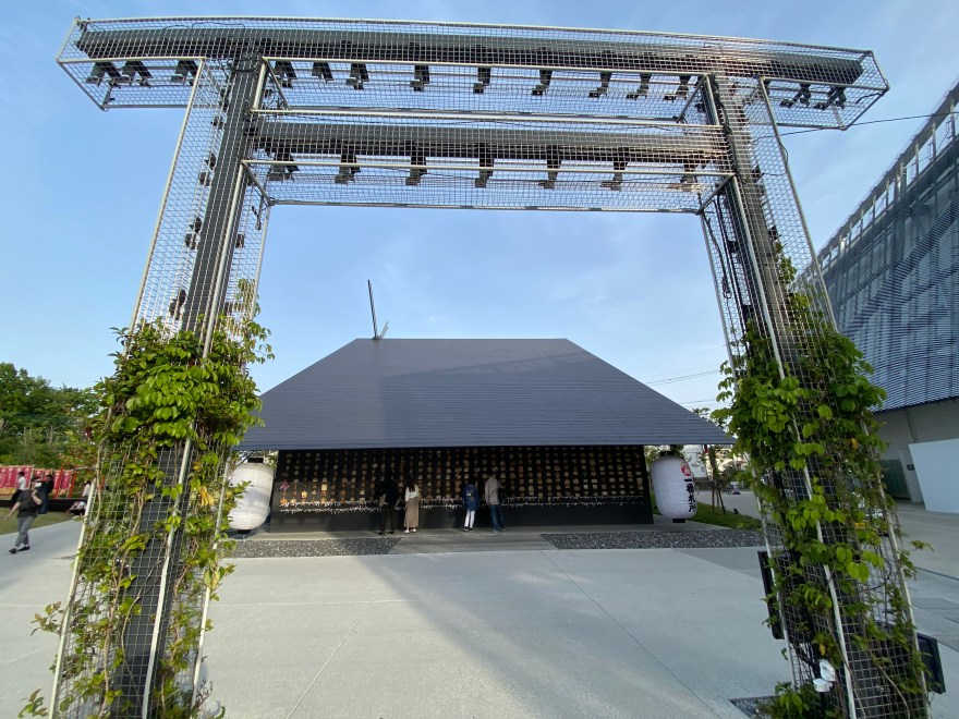 武蔵野坐令和神社 隈研吾設計