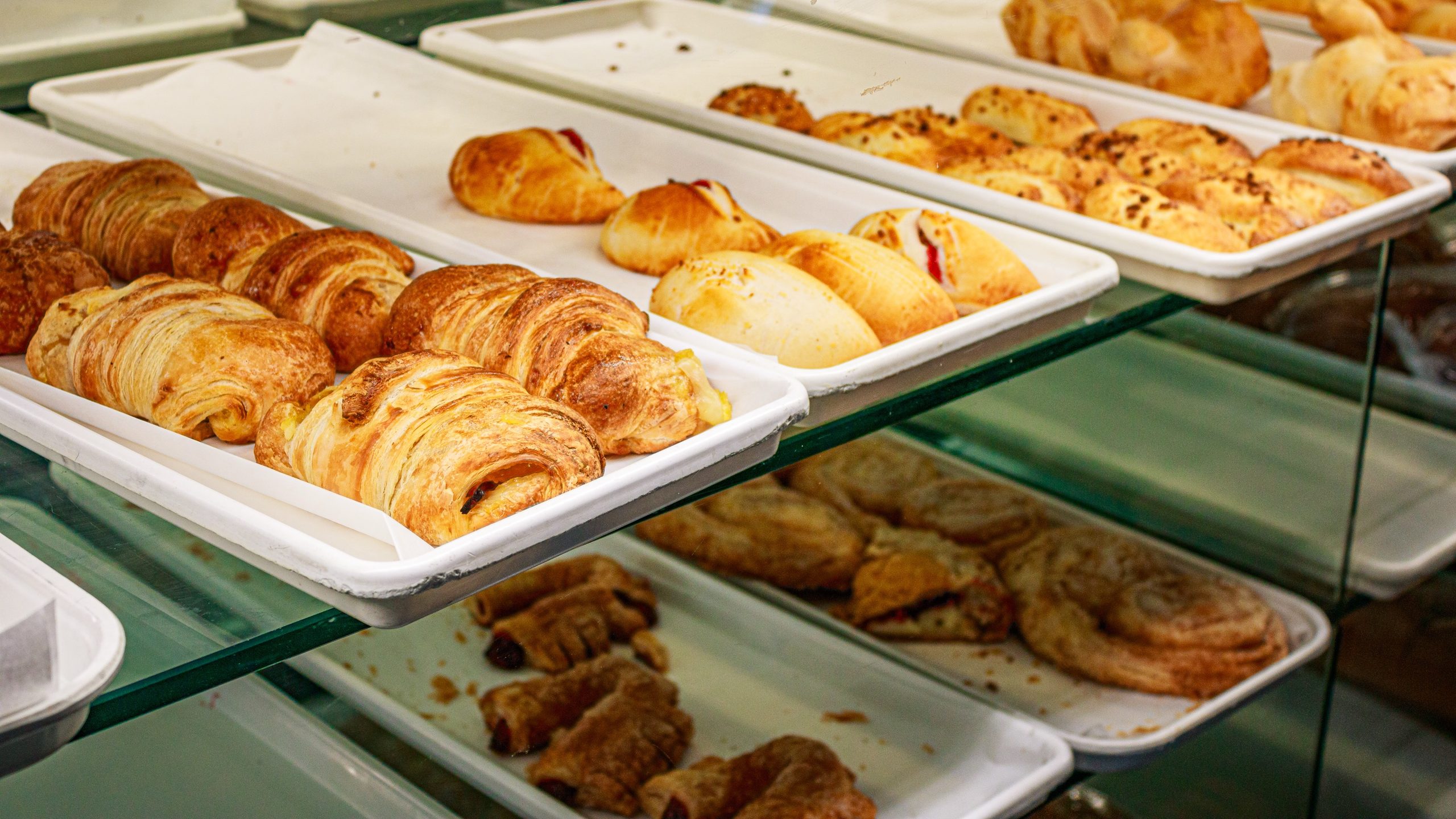 A Student’s Guide to Cheap Food Near Kean University