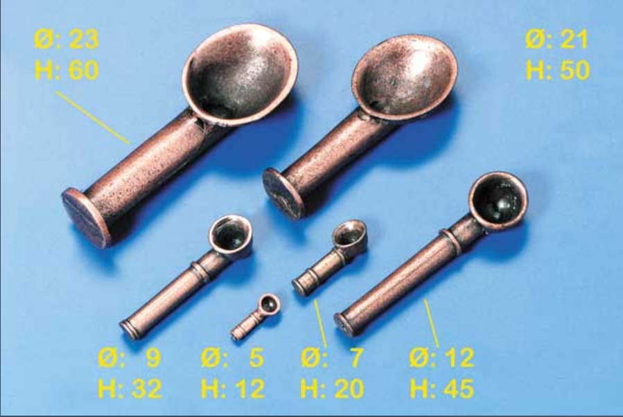 Ontluchting bruin div afm. 12 t/m 50 mm hoog (4 of 2 st)